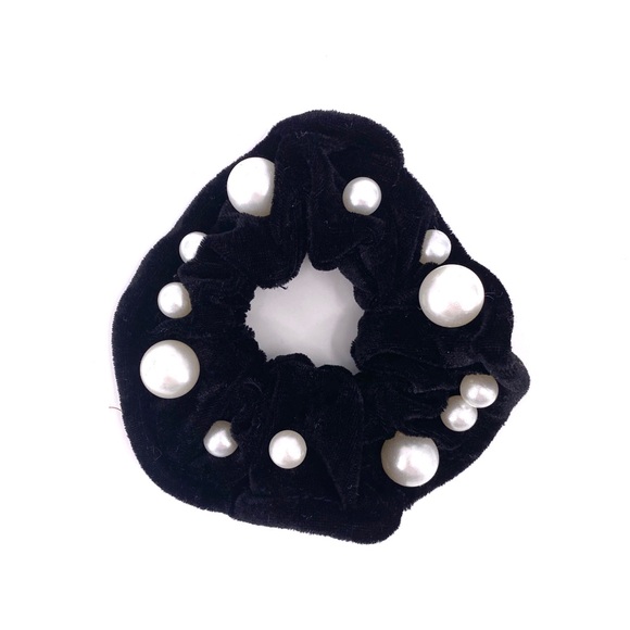 Set of 2 Velour Velvet Pearl Beaded Scrunchies - Picture 4 of 5